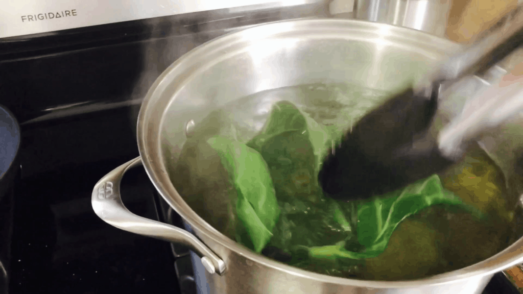 HOW TO MAKE COLLARD GREEN WRAPS