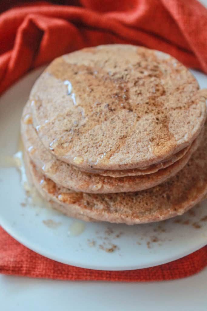 Healthy Gingerbread Pancakes