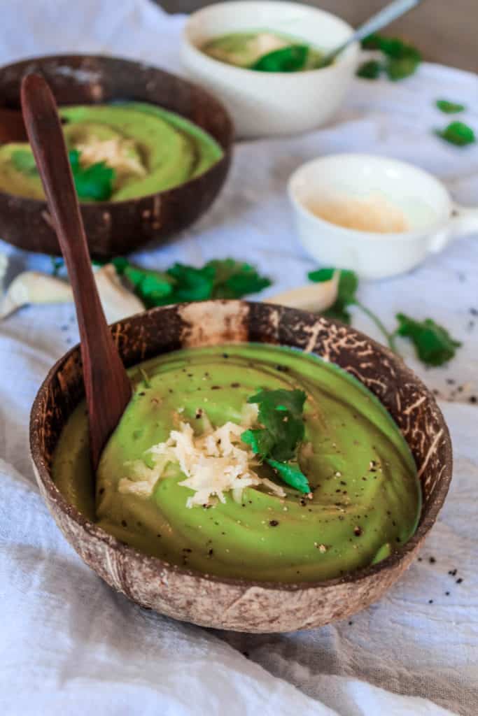 Easy, healthy, vegan, gluten-free Creamy Broccoli Soup recipe that is perfect for the winter! It’s the best soup to have as a weeknight dinner, left-over lunch or as an appetizer. #broccoli #vegan #vegansoup #veganrecipe #plantbased