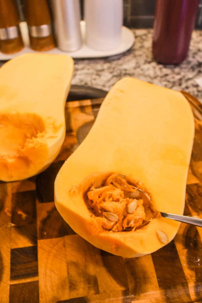 These healthy, Roasted Butternut Squash Tacos make a quick weeknight meal. It’s full of fall flavors, buttery, and a little nutty! #butternutsquash #taco #veganrecipe