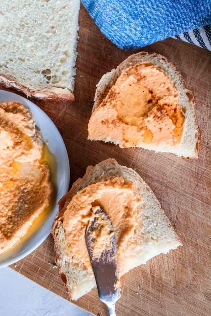 Super easy Sweet Potato Hummus recipe that takes 5 minutes to make from start to finish! No need to roast sweet potatoes! #hummus #sweetpotato #veganrecipe