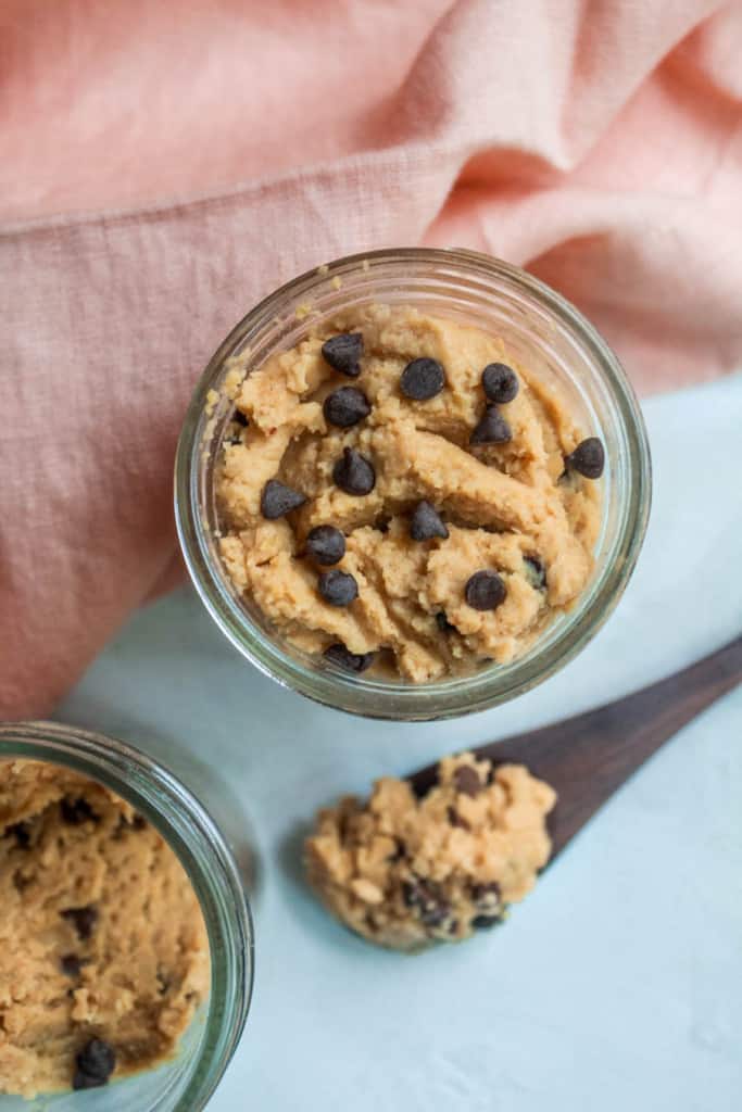 This delicious, easy, vegan beloved dessert can now be healthy! All you need is a can of chickpeas and 10 minutes! #chickpeacookiedough #cookiedough #vegan